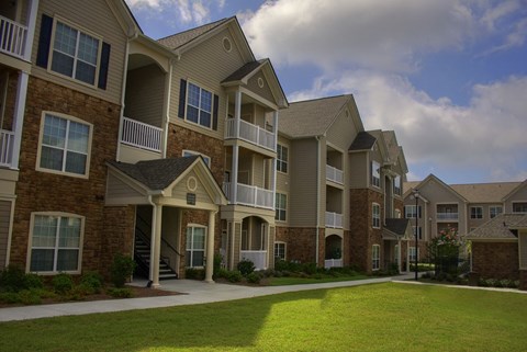 Luxury Apartments in Lithonia| Wesley Stonecrest Apartments | Green Space